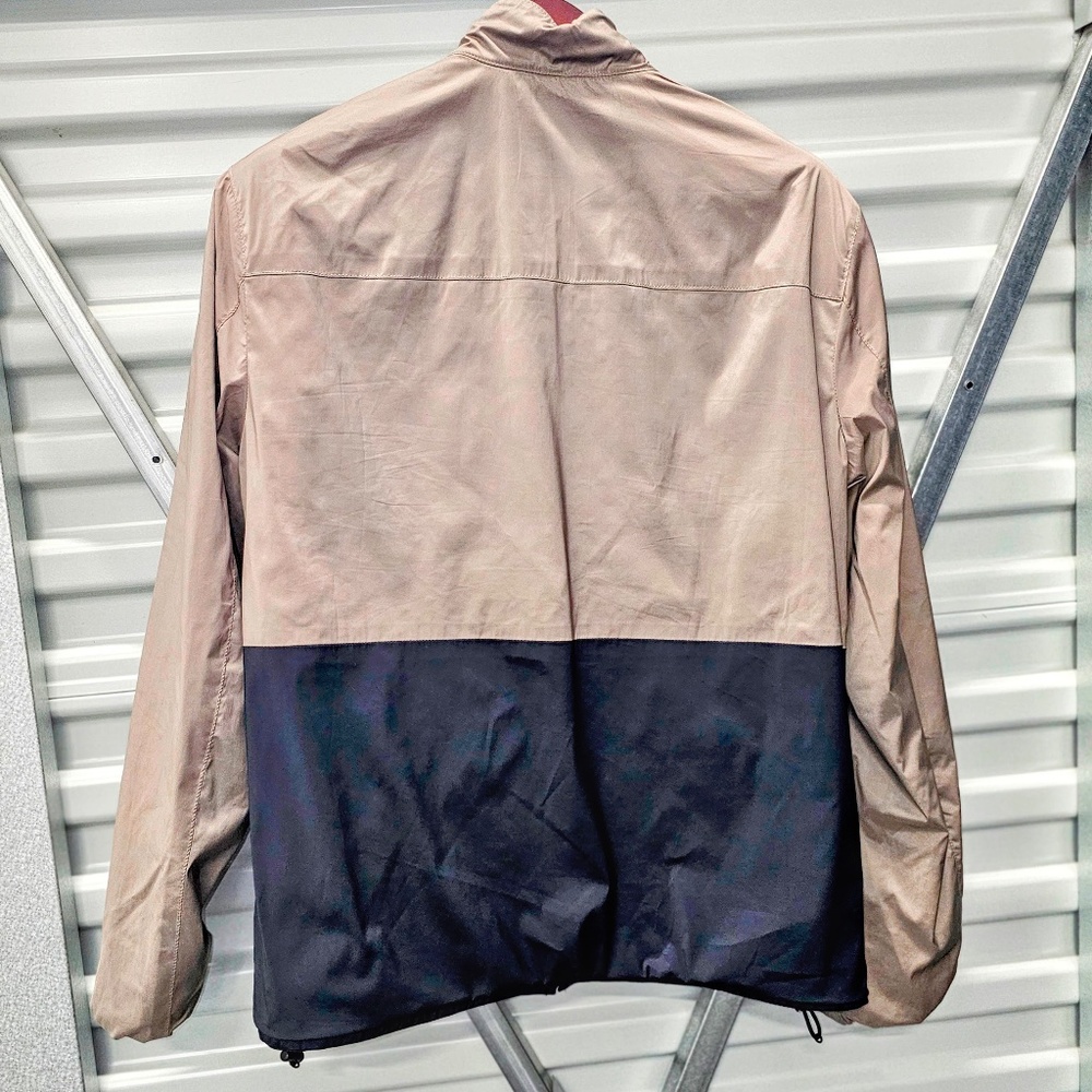 Theory Packable& Reversible Jacket. - image 4
